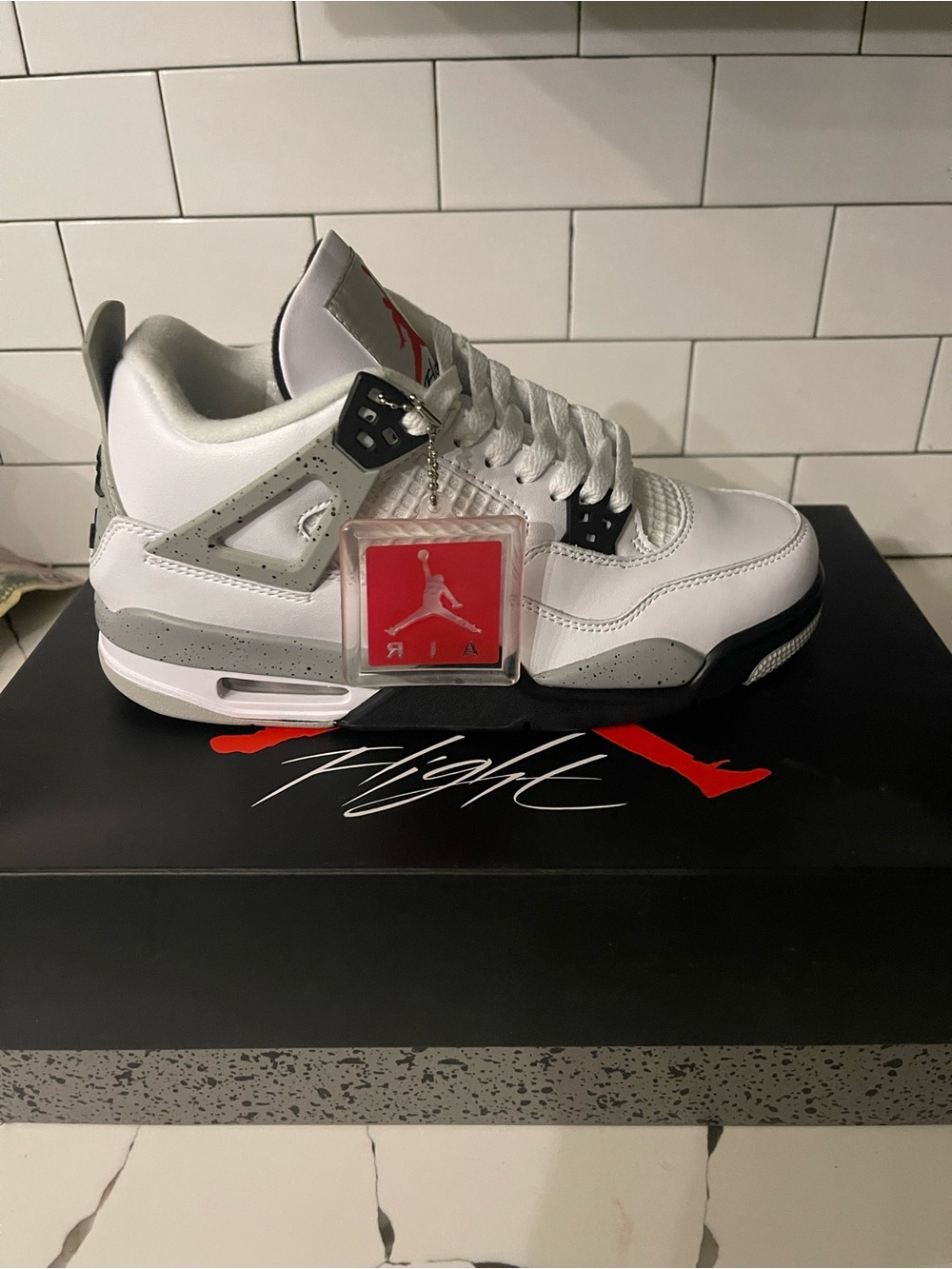 Men’s Retro 4 White Cement Size 6.5.